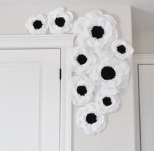 Load image into Gallery viewer, Poppy Wall Art Arrangement Set - Daisy Manor