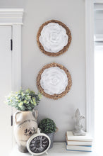 Load image into Gallery viewer, Rose Flower on Round Rattan - Daisy Manor