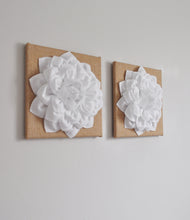 Load image into Gallery viewer, Floral Burlap Wall Decor Canvas Wall Set - Daisy Manor