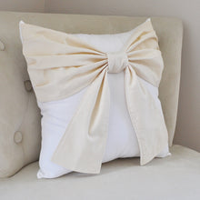 Load image into Gallery viewer, Ivory Bow on White Throw Pillow - Daisy Manor