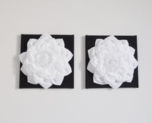 Load image into Gallery viewer, Black and White Wall Art Canvas Set - Daisy Manor
