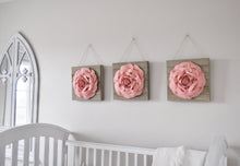 Load image into Gallery viewer, Blush Rose Wood Wall Decor Set - Daisy Manor