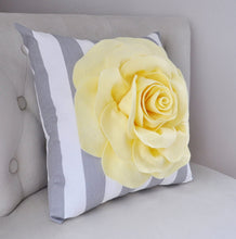 Load image into Gallery viewer, Decorative Pillow Stripes - Daisy Manor