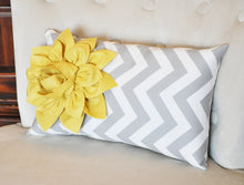 Load image into Gallery viewer, Mellow Lumbar Pillow - Daisy Manor
