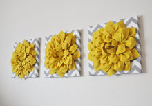 Load image into Gallery viewer, Three Mellow Yellow Dahlia On Gray And White Chevron Canvases - Daisy Manor