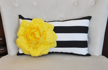 Load image into Gallery viewer, Decorative Lumbar Pillow - Daisy Manor