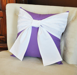 Lavender Bow Pillow - Daisy Manor