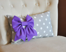 Load image into Gallery viewer, White Bow on Navy Lumbar - Daisy Manor