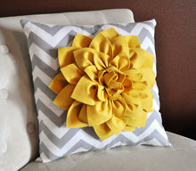 Load image into Gallery viewer, Mellow Yellow Accent Pillow - Daisy Manor