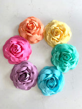 Load image into Gallery viewer, Textured Spring Rose Wall Decor Set