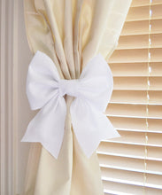 Load image into Gallery viewer, White Bow Style Curtain Tieback - Daisy Manor