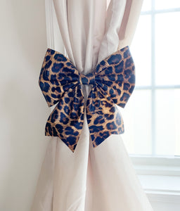 Decorative  Bow Curtain Tie with Leopard  Print