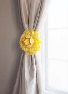 Yellow Dahlia Floral Curtain Tieback - Daisy Manor