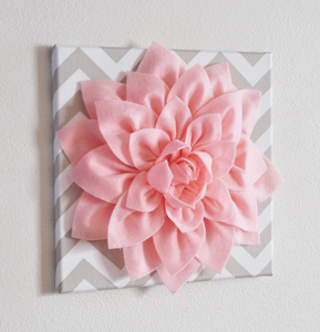 Light Pink Wall Flower - Daisy Manor