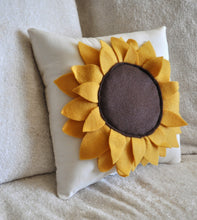 Load image into Gallery viewer, Sunflower Pillow - Daisy Manor
