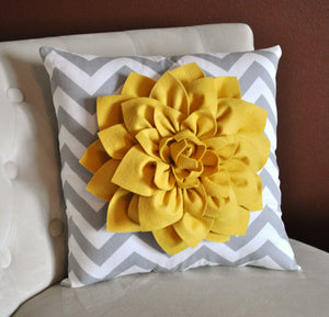 Mellow Yellow Dahlia on Gray and White Zigzag Pillow -Chevron Pillow- - Daisy Manor