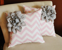 Load image into Gallery viewer, Gray Corner Dahlia on Light Pink and White Zigzag Pillow -Chevron Pillow- - Daisy Manor

