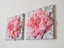 Load image into Gallery viewer, Gray Damask Wall Flower - Daisy Manor

